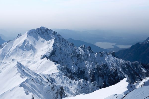 montagna innevata